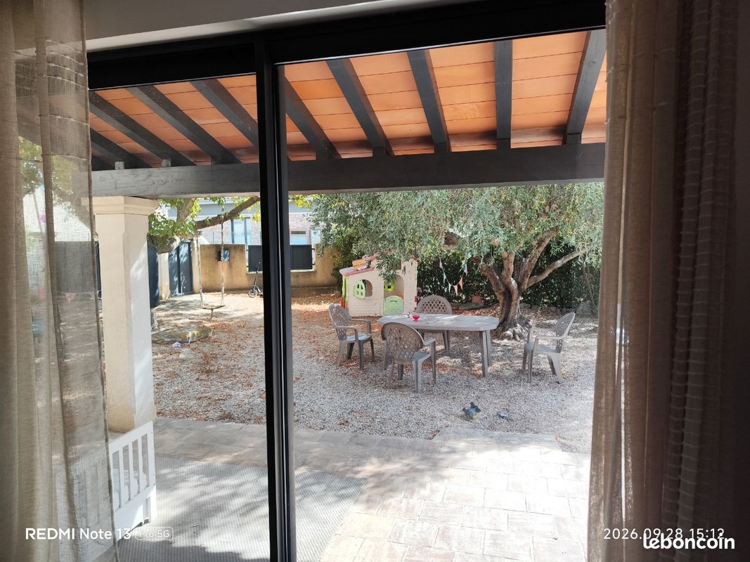 Maison 5 pièces 100 m² · à Eyragues · 100 m² · 1 500 €/mois