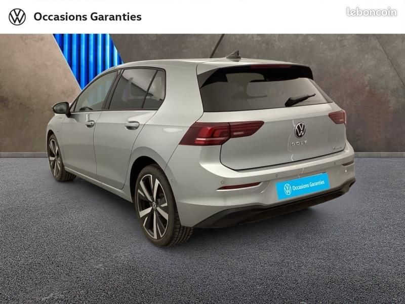 Volkswagen Golf 1.5 eHybrid 204ch VW Edition DSG6 (image 12)