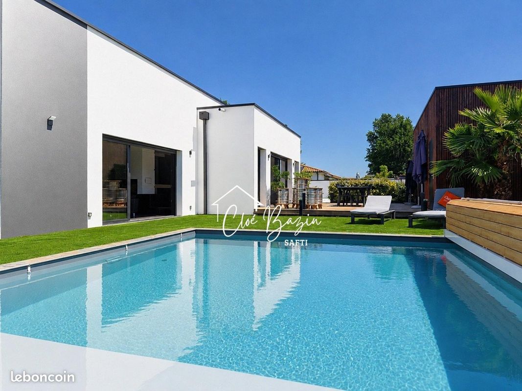 Maison 7 pièces 280 m² · à Saint-André-de-Cubzac · 280 m² · 796 500 €