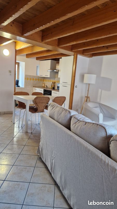 Appartement 3 pièces 60 m² · à Royat · 60 m² · 810 €