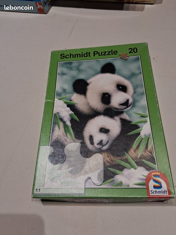 Puzzle panda (image 1)