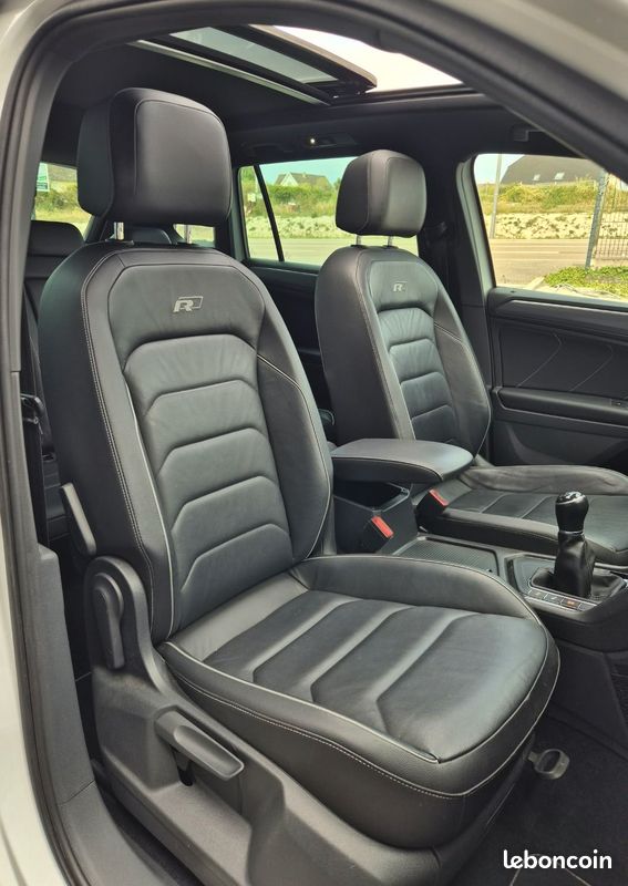 VOLKSWAGEN TIGUAN 2.0 TDI 150 CARAT - R-Line int/ext - Attelage électrique (image 6)