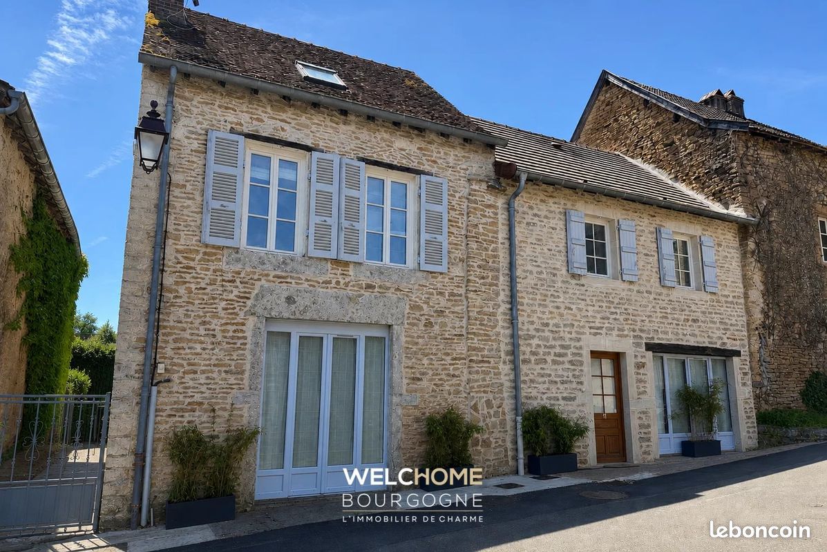 Maison 7 pièces 167 m² · à Cluny · 167 m² · 365 000 €