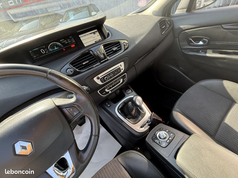 Renault SCENIC III 1.2 TCE 115CH ENERGY (image 19)