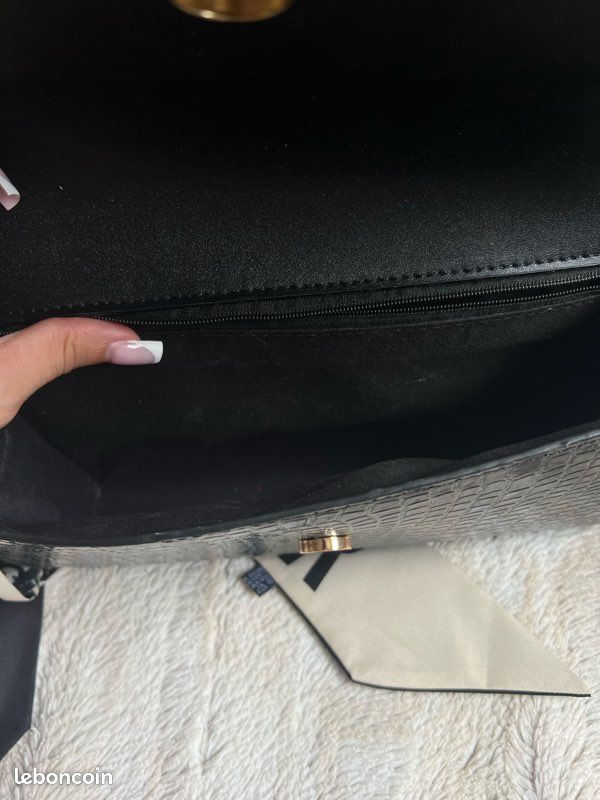 Sac baguette noir effet croco + twilly noir et écru – Très bon état (image 4)