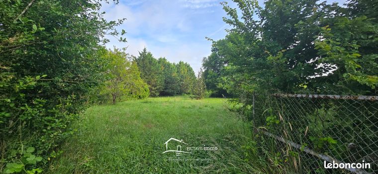 Terrain 2536 m² Voulon