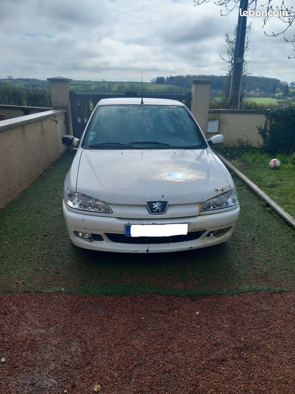 Peugeot 306 Diesel – 350 000 km – À vendre dans l'état (image 3)