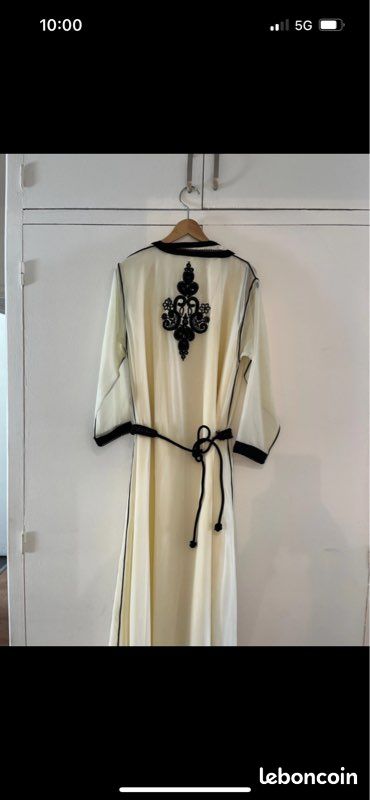 Robe orientale de fête (image 2)