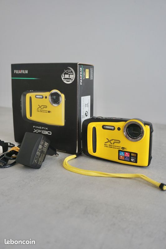 Appareil photo compact Fujifilm FinePix Z33 WP (étanche) Jaune