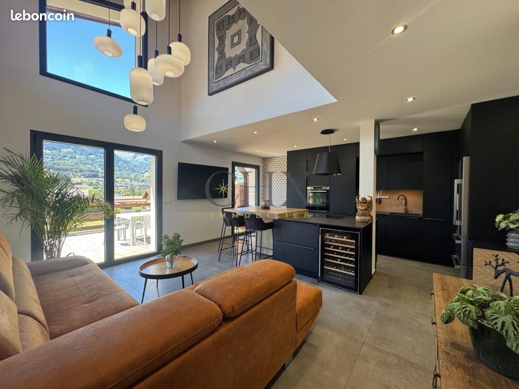 Maison 4 pièces 90 m² · à Sallanches · 90 m² · 530 000 €