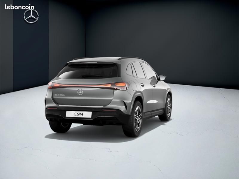 Mercedes EQA 250+ AMG Line (image 23)