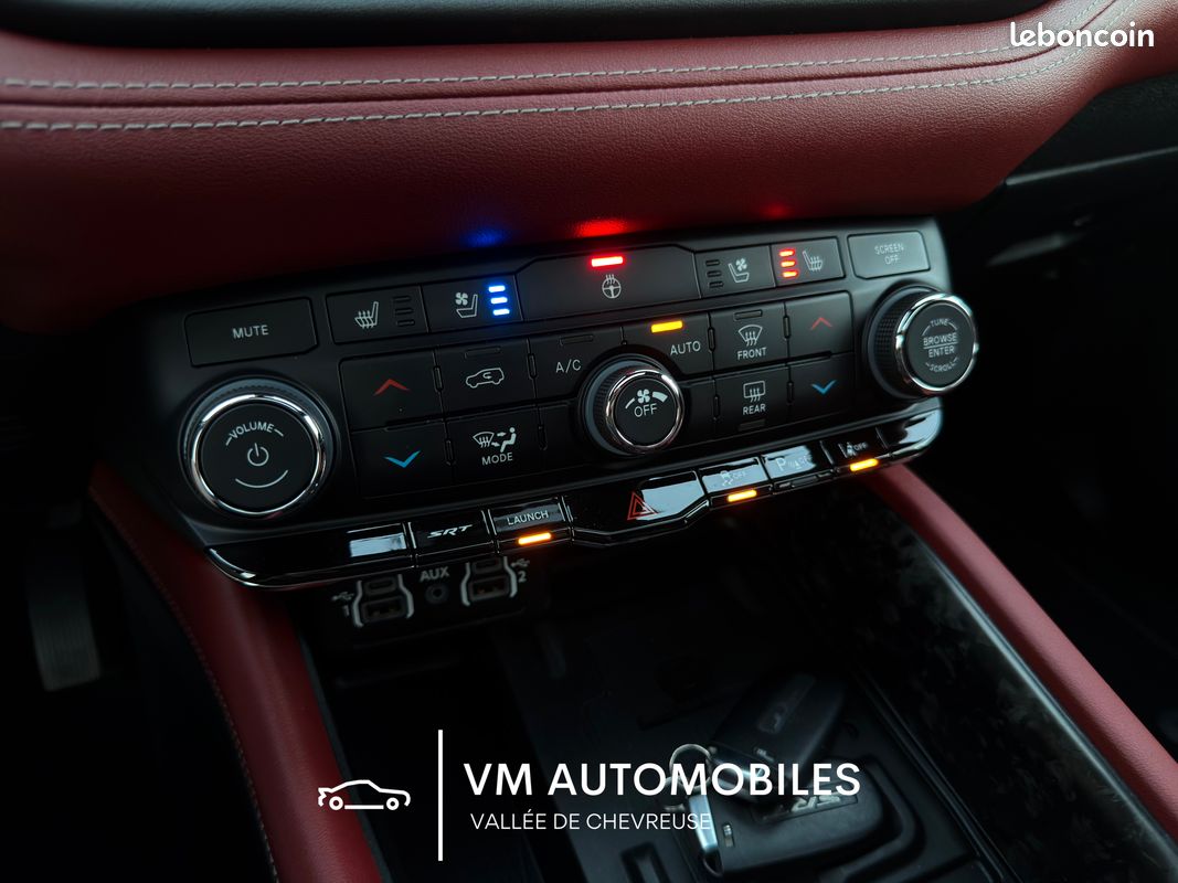 Durango SRT V8 6.4L 392 | TVA récupérable - CG 4 places CTTE | EN STOCK - Français - 1ère Main - Pack Attelage - Très rare - Suivi complet Dodge (image 20)