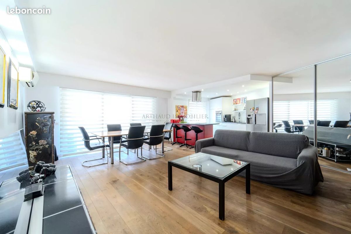 Appartement 3 pièces 88 m² · à Antibes · 88 m² · 369 000 €