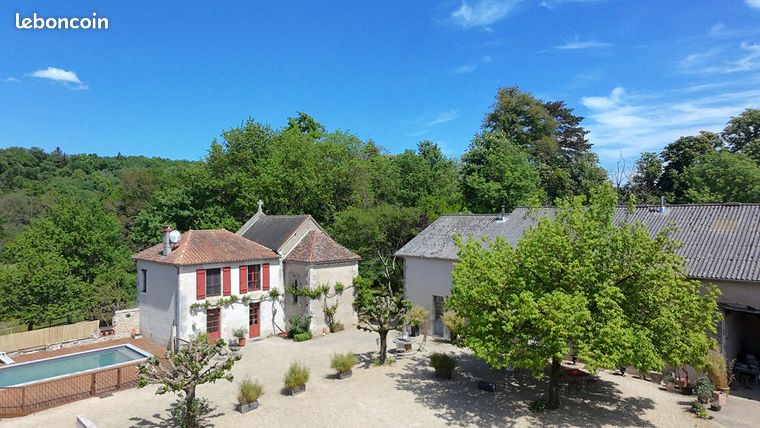 Propriété 14 pièces 419 m²