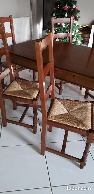 Table et chaises urgent prix ferme (image 4)