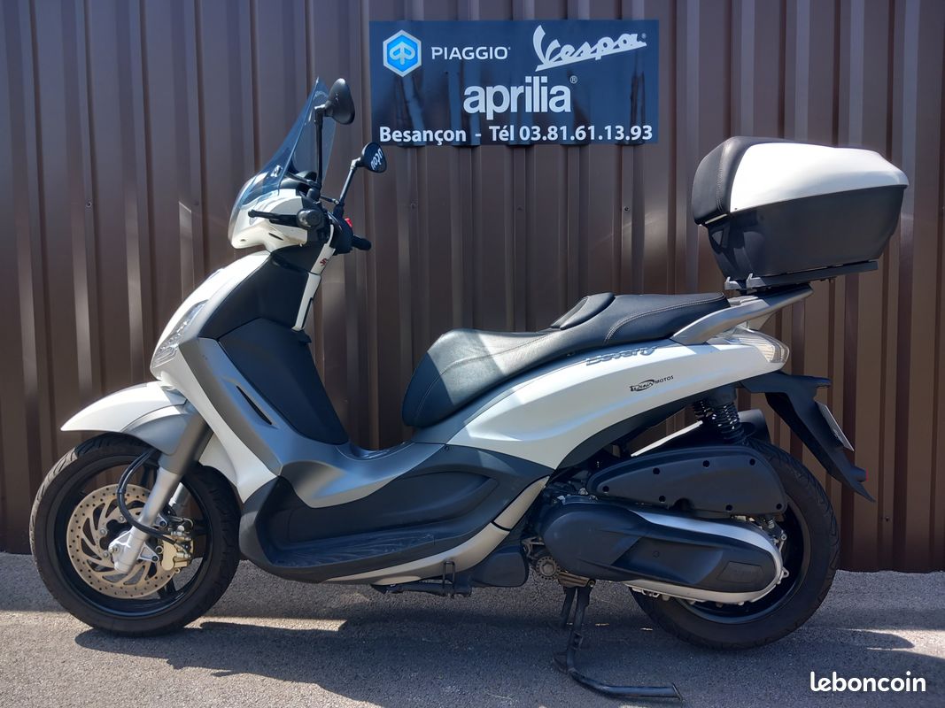 Piaggio Beverly 350 Sport Touring Motos