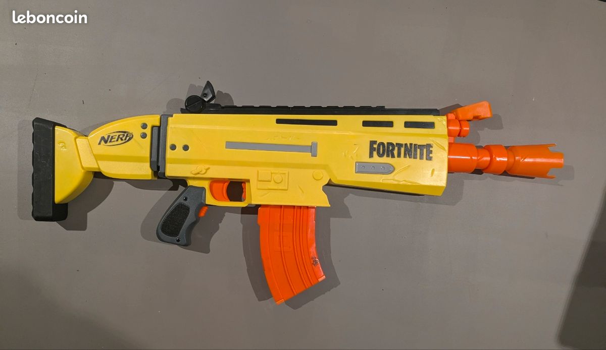 Pistolet Nerf Blaster Fortnite (image 1)