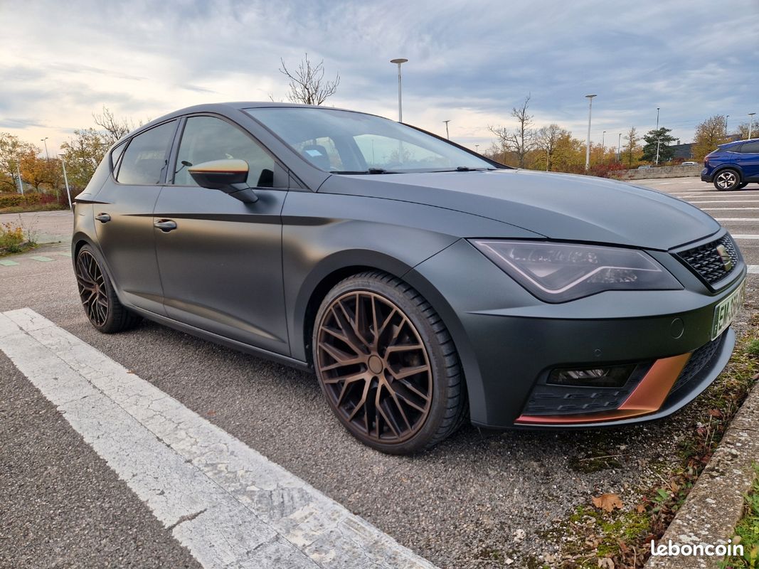 SEAT Leon III 1.2 TSI 110 Connect – Covering + jantes 19 (image 1)
