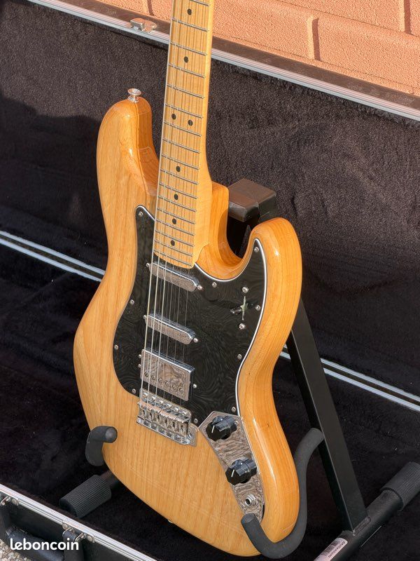 Fender Alternate Reality Sixty Six (image 4)