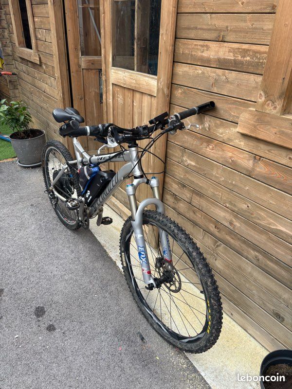 VTT Specialized tout-suspendu électrifié – moteur 1000 W – batterie neuve (image 5)
