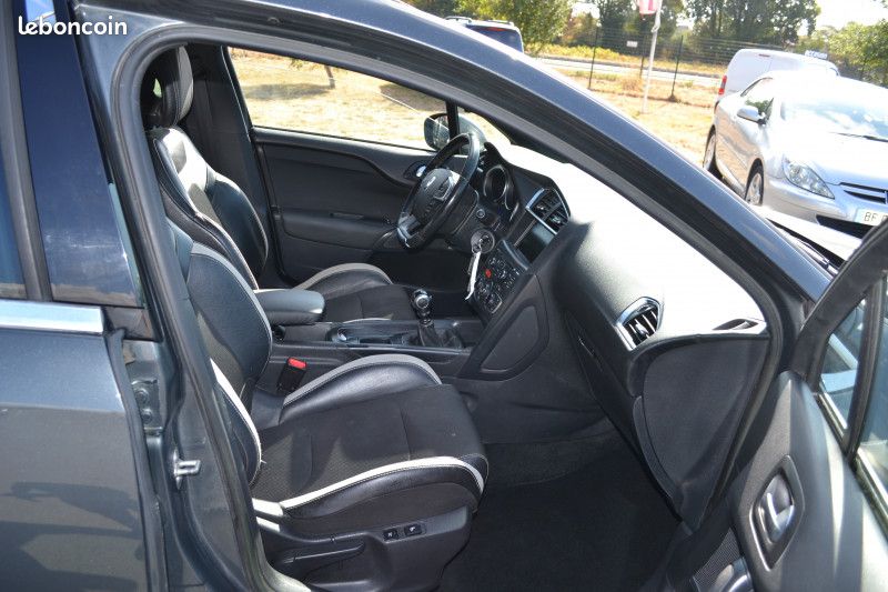Citroen DS4 1.6 E-HDI115 AIRDREAM EXECUTIVE (image 11)