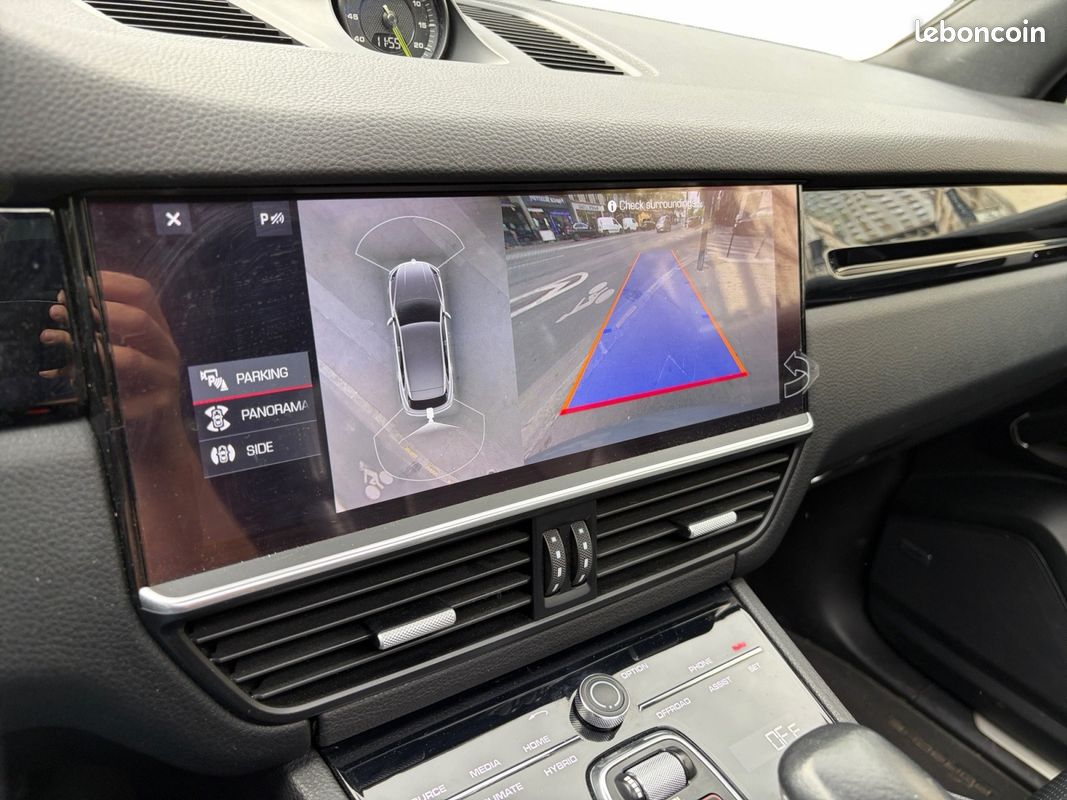 PORSCHE CAYENNE E-Hybrid 3.0 V6 462 ch Tiptronic BVA - FULL OPTIONS - RIEN A PREVOIR - ENTRETIEN A JOUR - PACK CHRON (image 12)