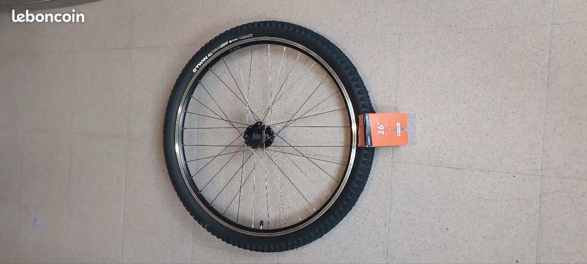Roue avant VTT 26" NEUVE complète (Pneu B'Twin + Chambre à air) (image 1)