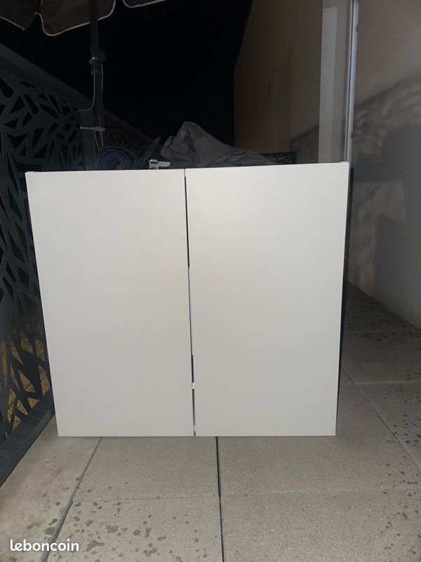 Élément haut de cuisine IKEA KNOXHULT – Très bon état (image 1)