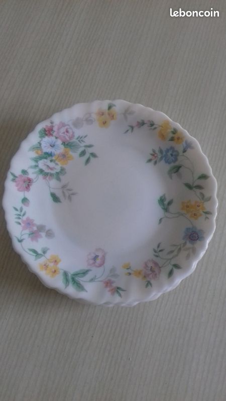 Assiettes à dessert (image 1)
