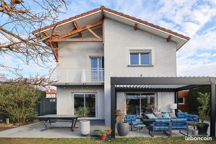Maison 5 pièces 146 m²