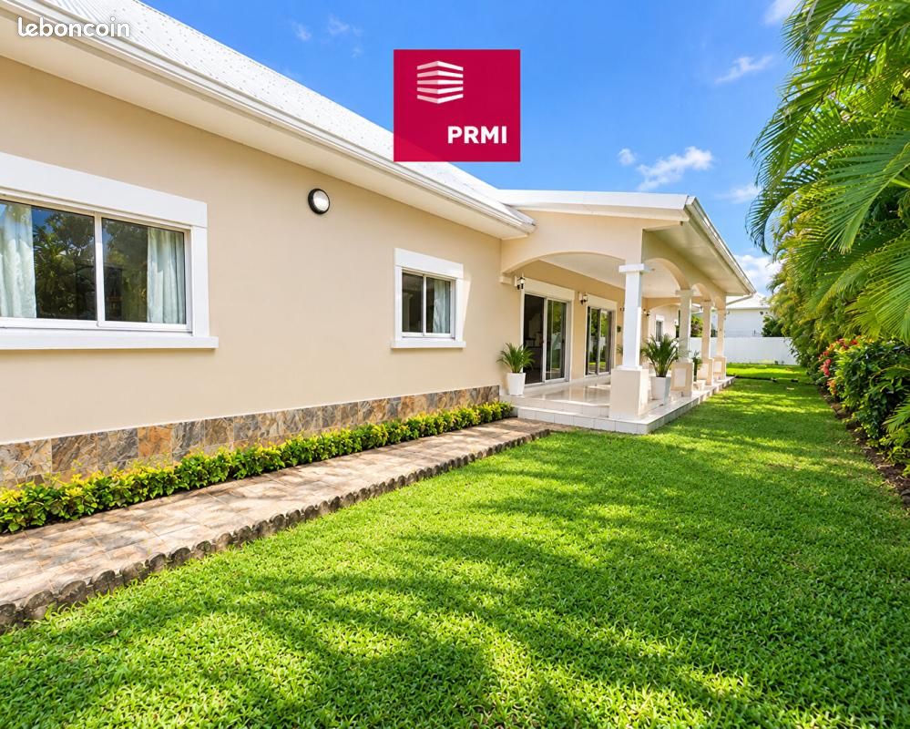 Maison 9 pièces 300 m² · à Saint-André · 300 m² · 479 000 €