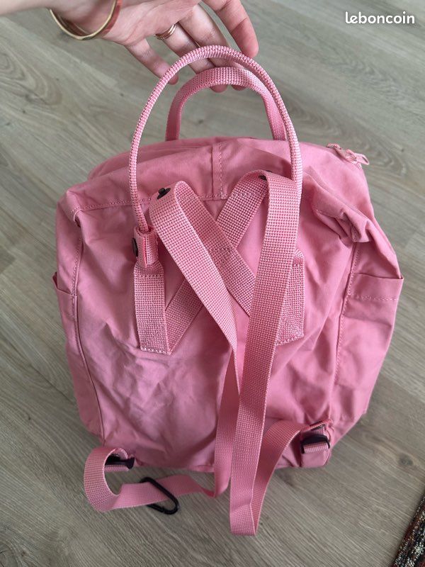 Sac à Dos Fjällräven Kånken Tree-Kånken - Couleur Lilas Rose - 100% Lyocell - Neuf Avec Accessoires