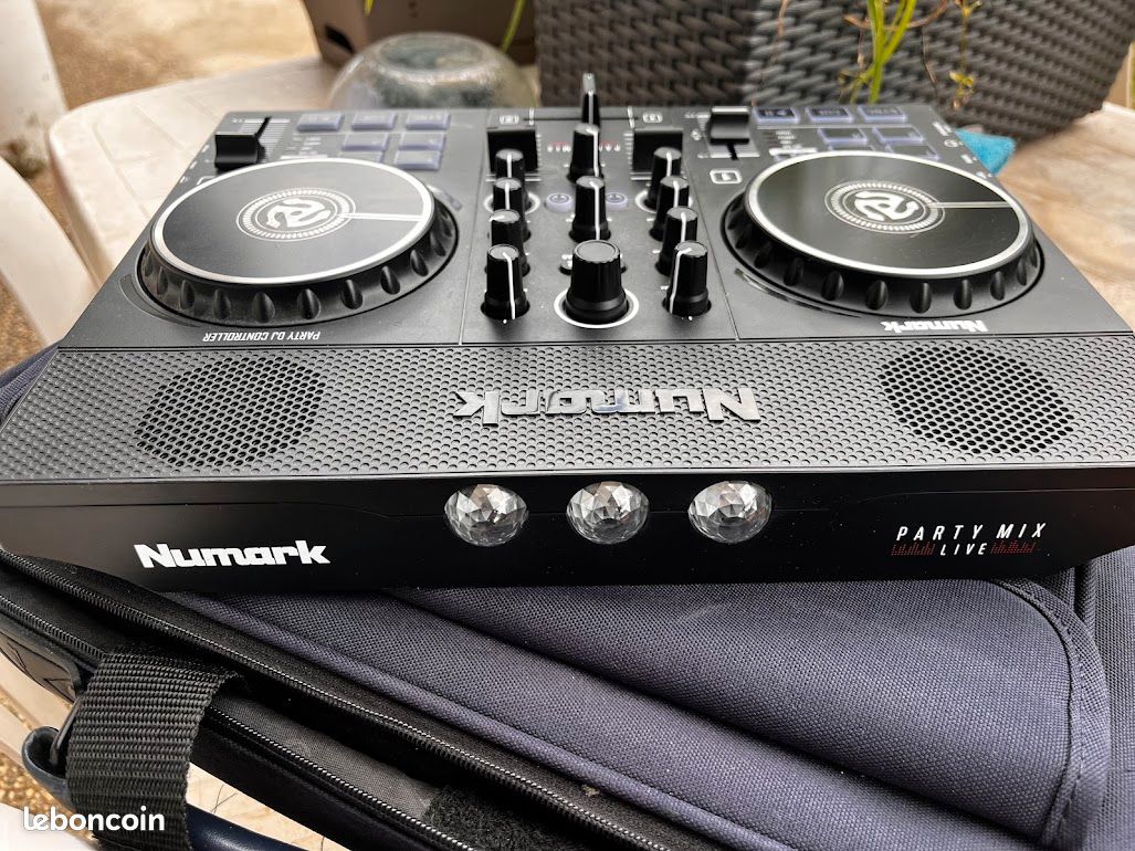 Numark party mix live + pochete (image 3)