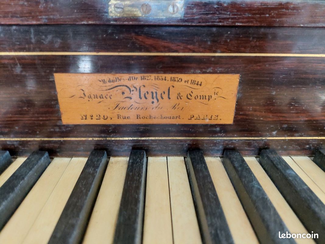 Piano (image 3)