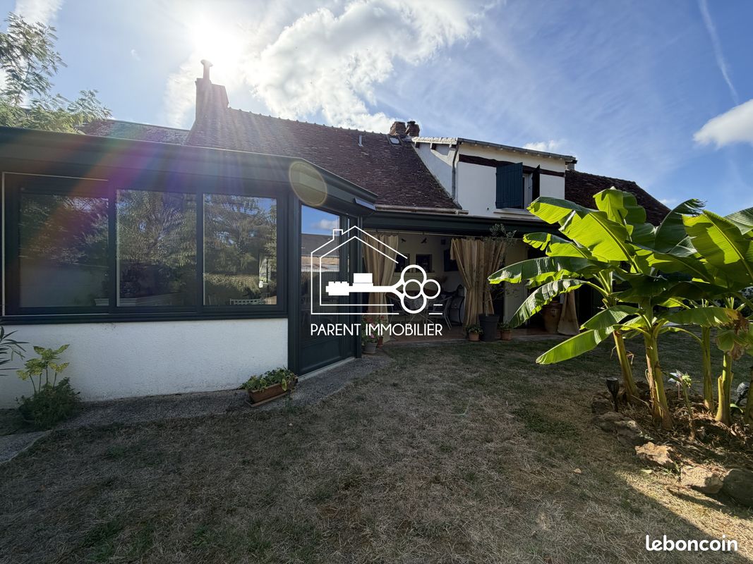 Maison 3 pièces 105 m² · à Rivarennes · 105 m² · 122 000 €