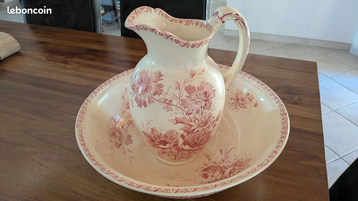 Ensemble broc et cuvette faïence (image 1)