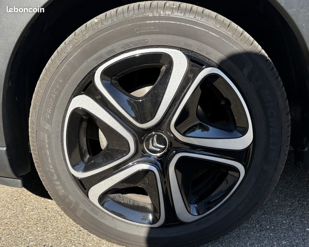 CITROEN C3 - Finition LIVE - 83 ch - DISTRIBUTION NEUVE - Entretient complet - Garantie 6 mois (image 21)