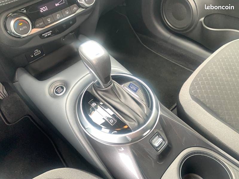 Nissan Juke DIG-T 114 DCT7 N-Connecta (image 17)