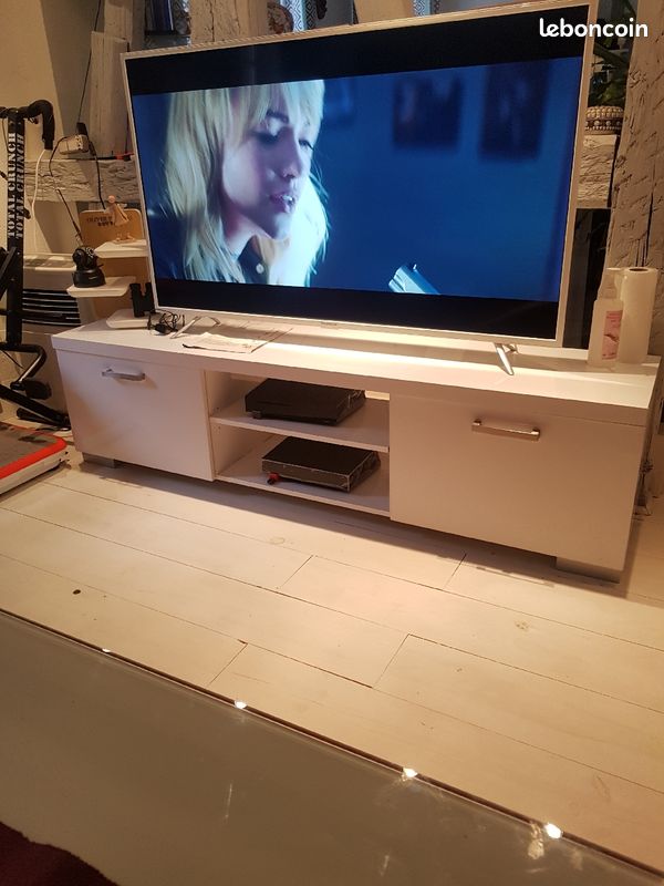 Meuble télé (image 1)