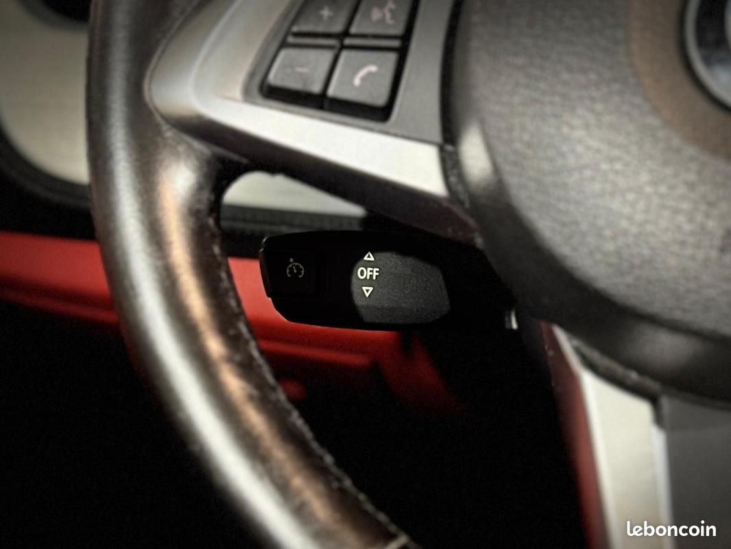 BMW Z4 (E89) Roadster sDrive23i 2.5i 204ch Système son Focal, Android Auto, Régulateur de vitesse (image 19)