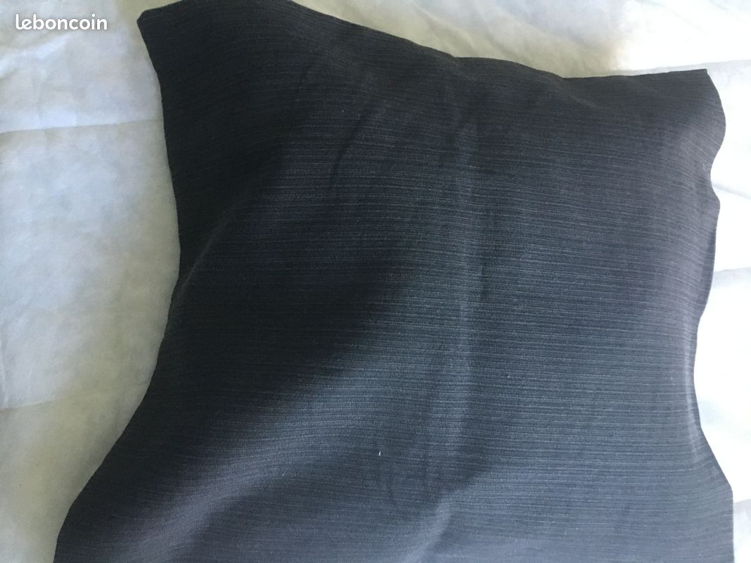 2 Housses De Coussin Soie Brodée Main, 48 Cm, Indochine Années 50, Asie