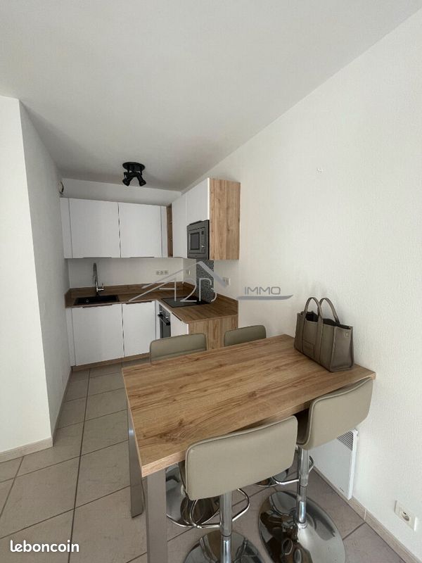 Appartement 2 pièces 48 m² · à Bastia · 48 m² · 680 €/mois