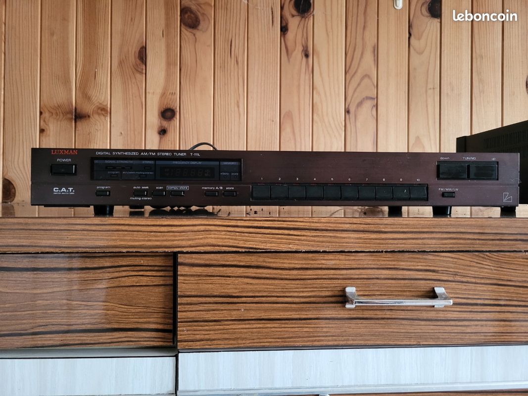 Tuner LUXMAN T-111L – Vintage Japonais – Très Bon état