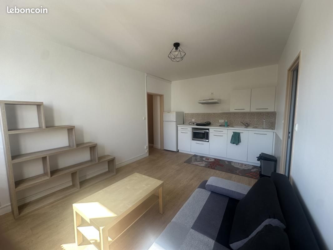 Appartement 2 pièces 35 m² · à Poitiers · 35 m² · 585 €