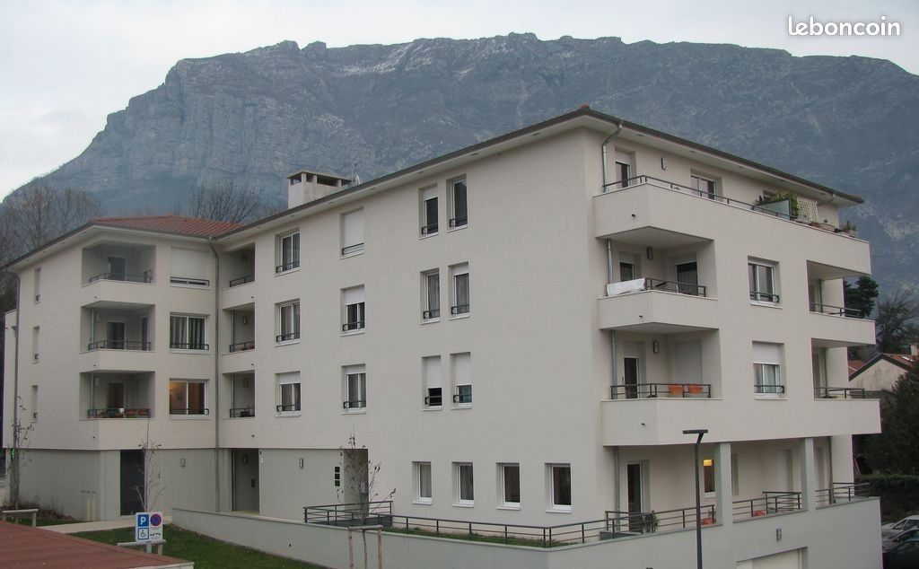Appartement 67 m² · à Saint-Égrève · 67 m² · 835 €