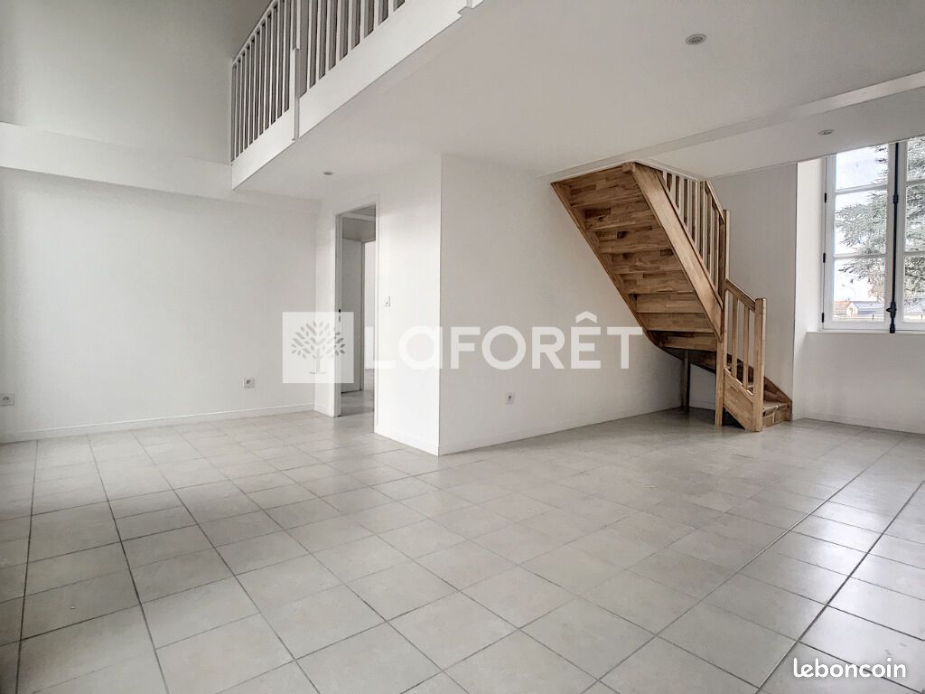 Appartement 3 pièces 75 m² · à Châlons-en-Champagne · 75 m² · 700 €/mois