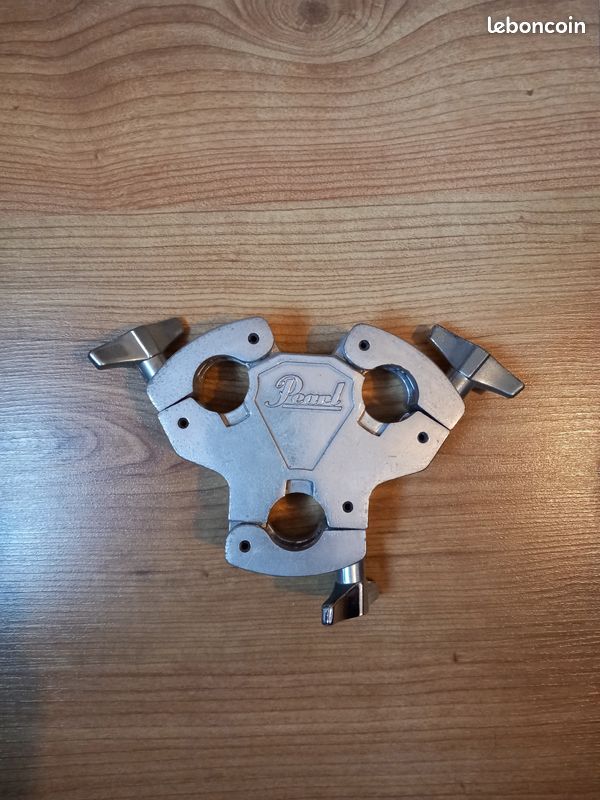 Pince pour rack Pearl (image 1)