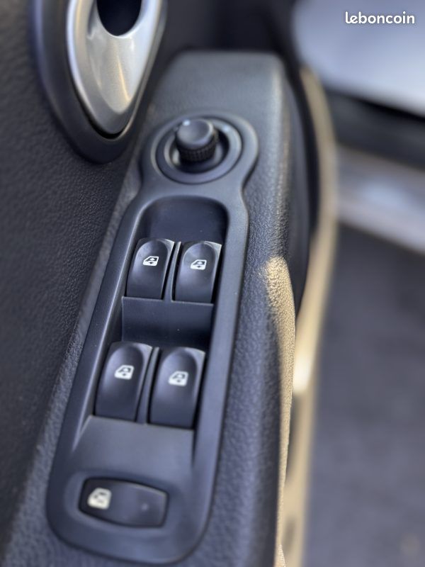 Renault modus grand 1.5 dci 85 expression quickshift 2009 (image 17)