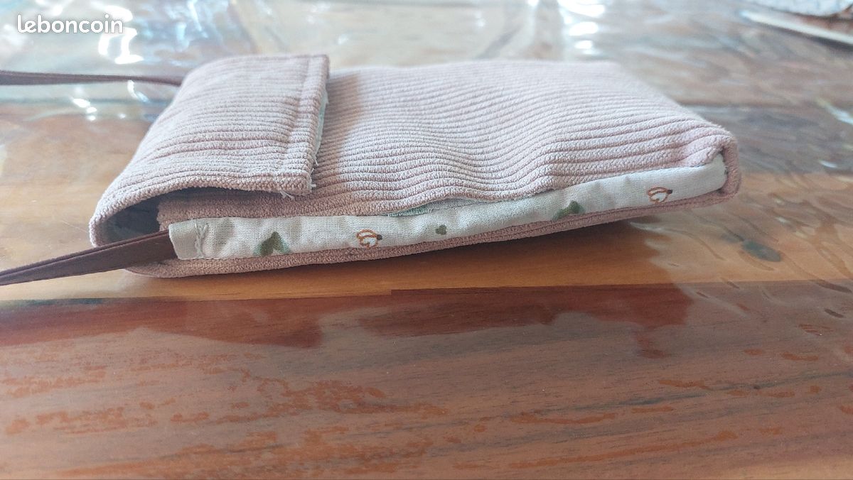 Pochette portable (image 2)