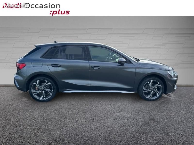 Audi A3 Sportback 30 TFSI 116ch Hybride S line S tronic 7 (image 5)